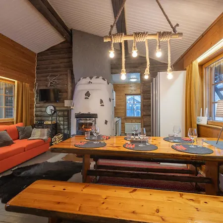 Kuukkeli Log Aurora- Secret * Саариселькя