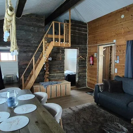 Kuukkeli Log Aurora- Secret 萨利色尔卡